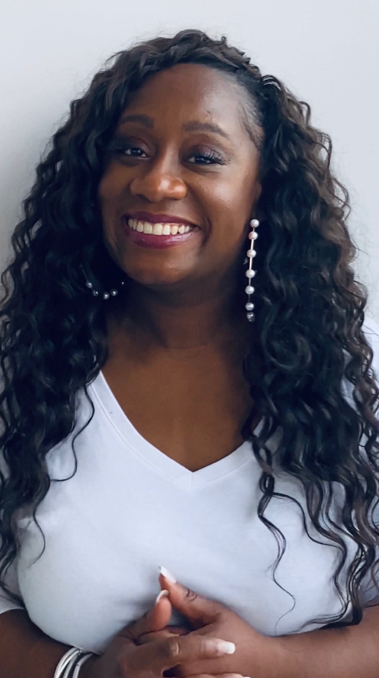 Chinwe Omani-Venable as Gigi aka Mama Joyce