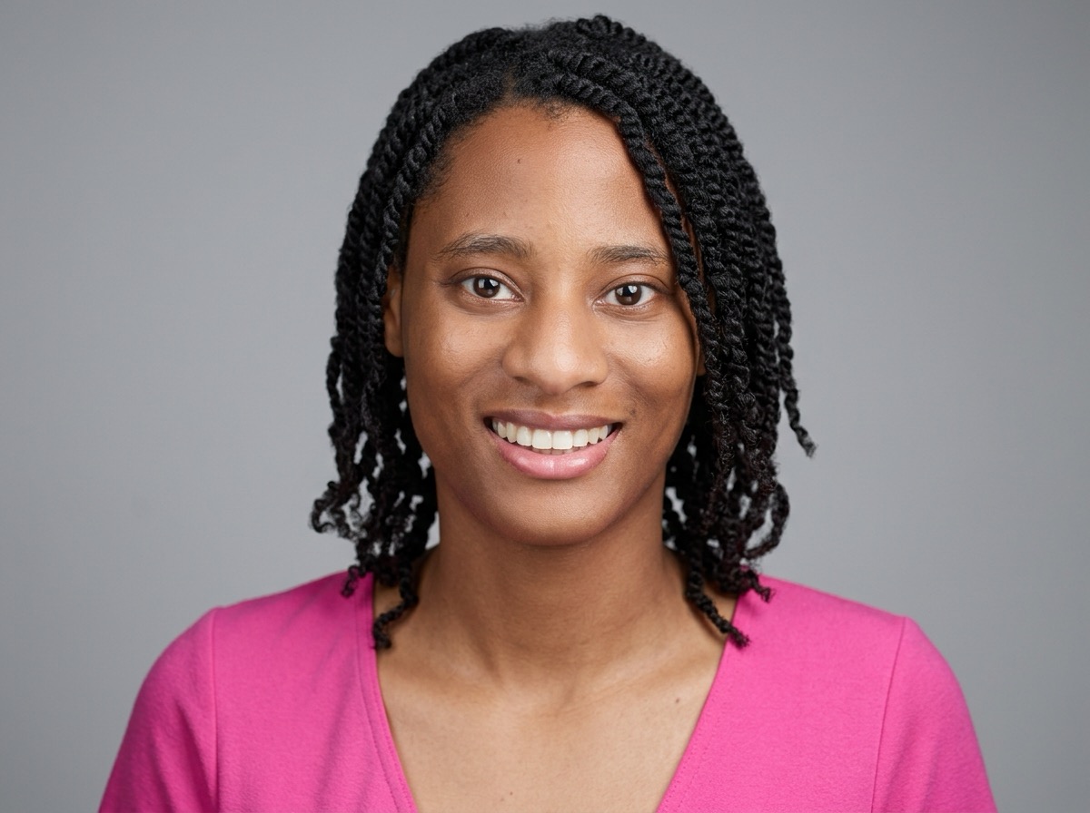 Olanna Venable as Kelley Sorenson