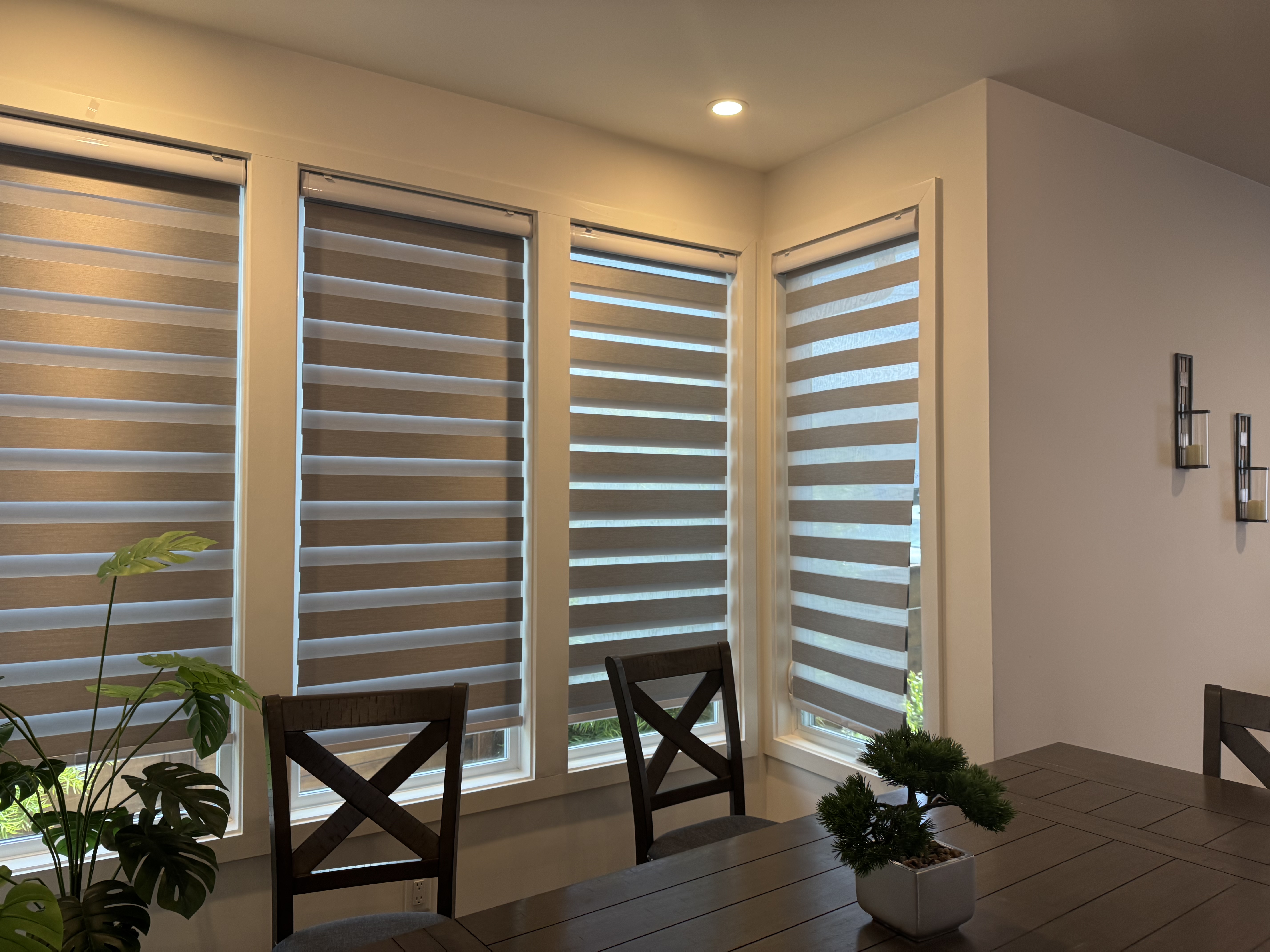 Location candidate dining room interior β Monterey, California